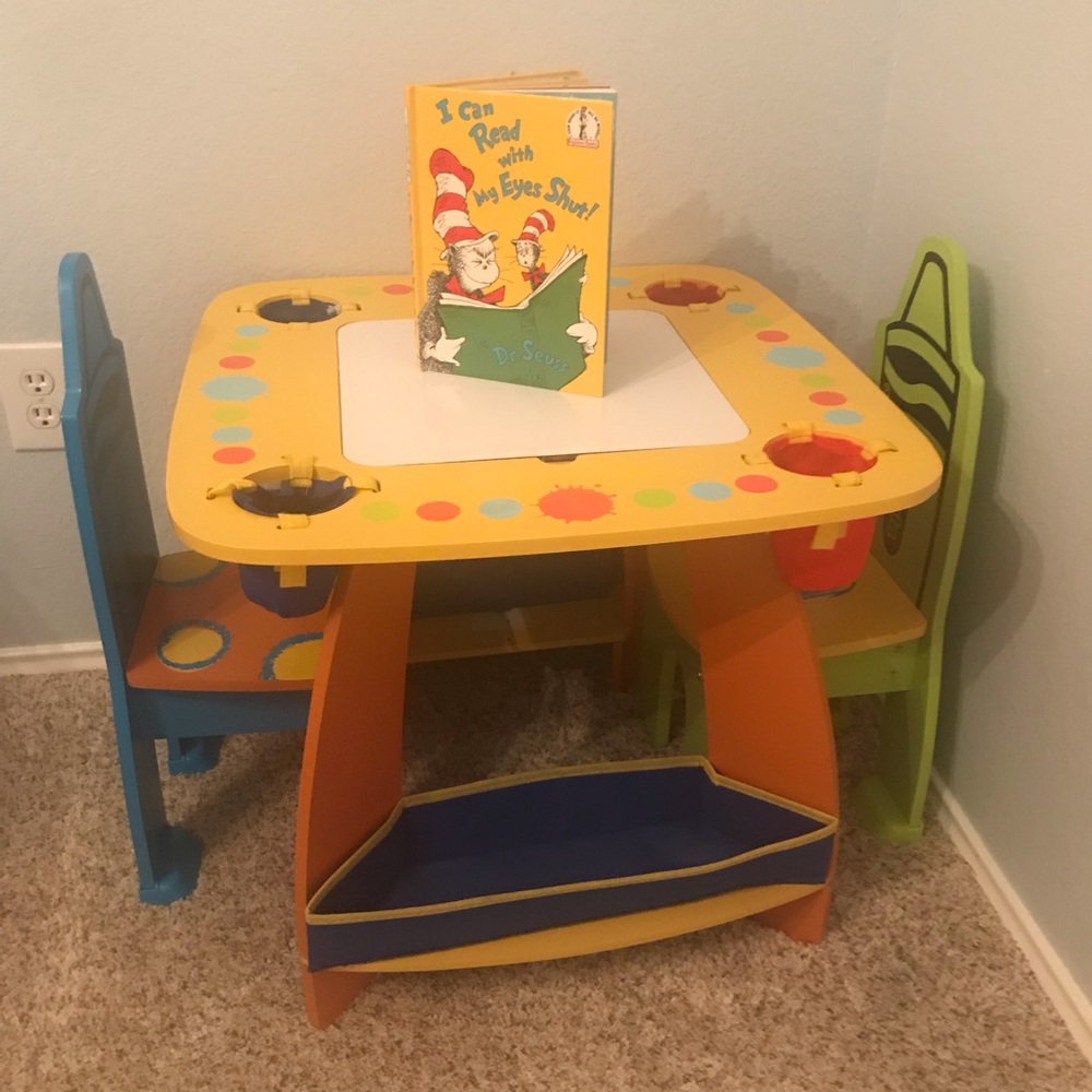 Kids Crayola table and two chairs new never used